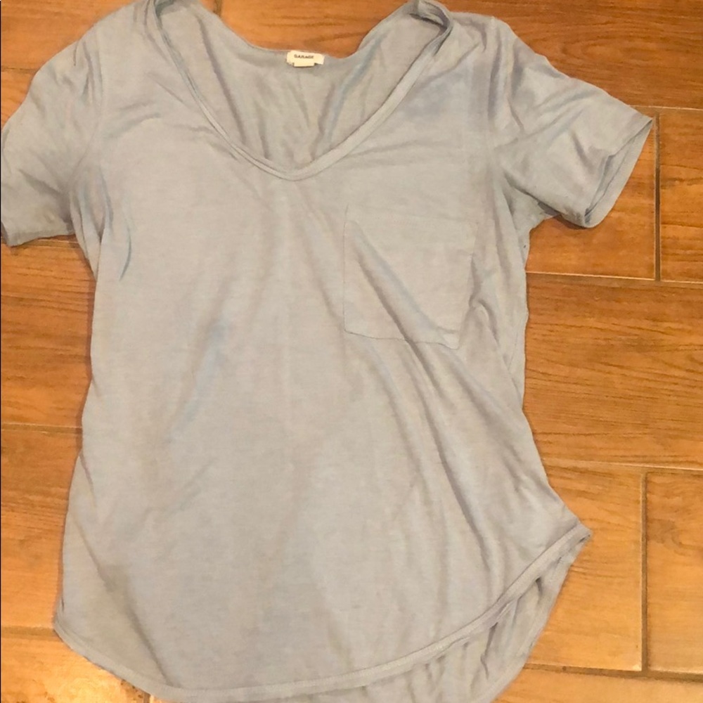 Garage pocket tee
